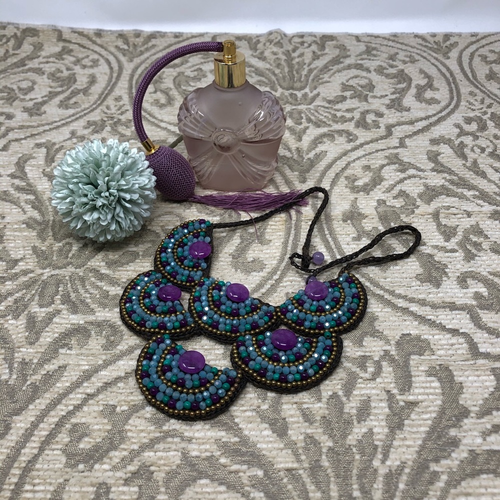 Multicolored Necklace Choker - NWOT - Picture 2 of 7
